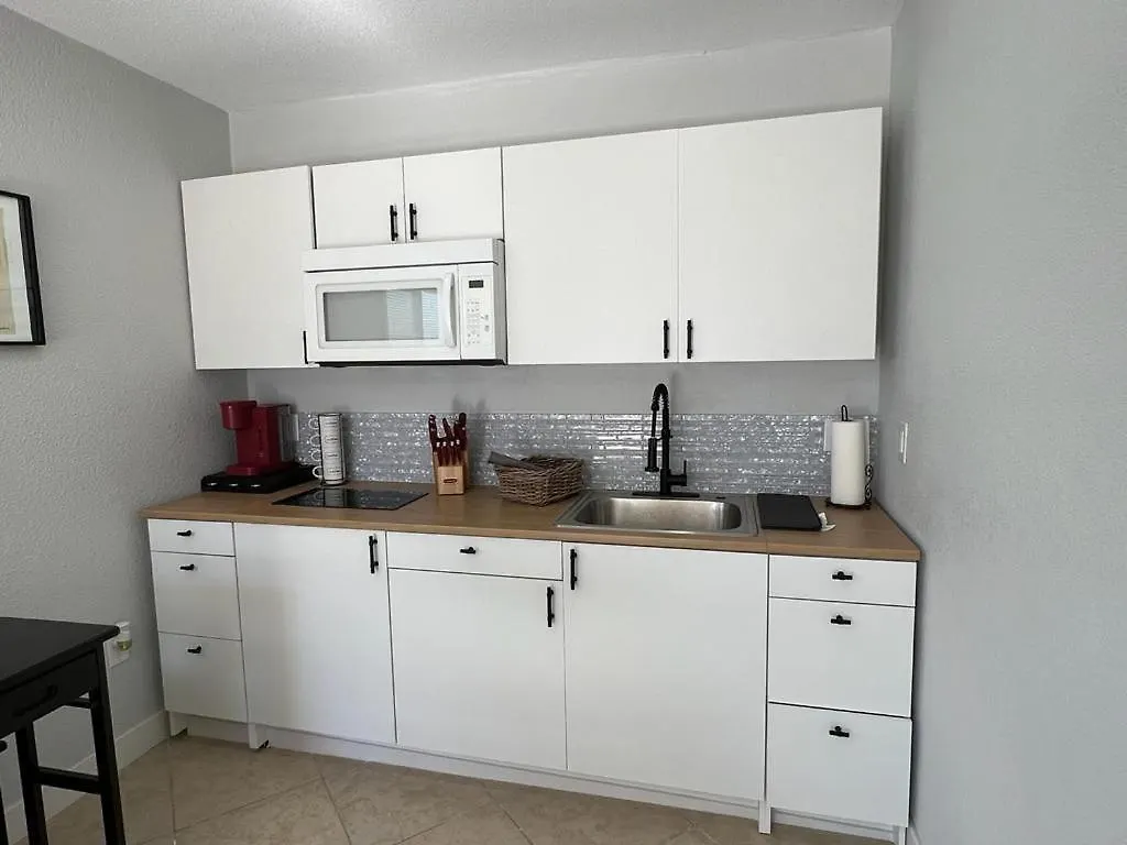 A Small, Spacious Casita Full Of Light Las Vegas USA